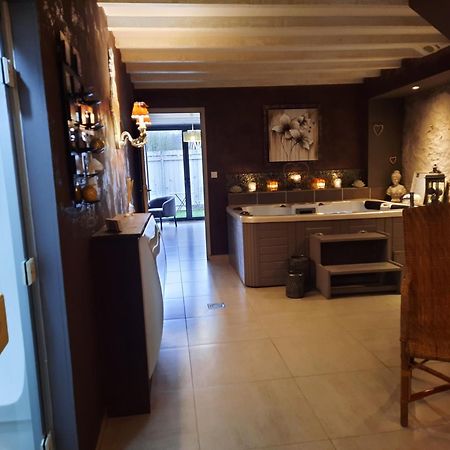 Charme Au Fil De L'Eau Hotel Vendieres Eksteriør billede