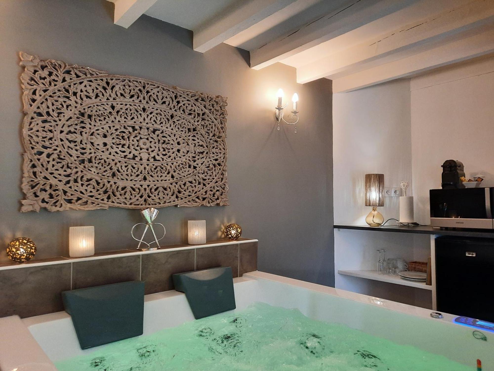 Charme Au Fil De L'Eau Hotel Vendieres Eksteriør billede