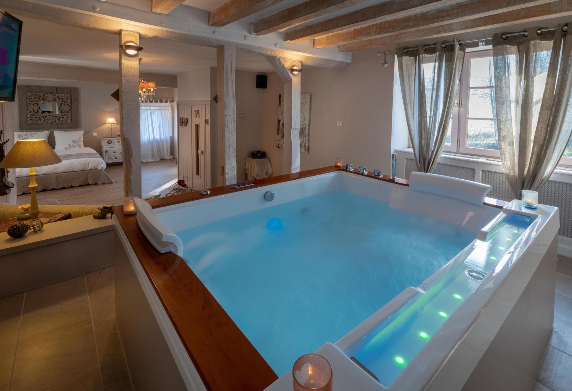 Charme Au Fil De L'Eau Hotel Vendieres Eksteriør billede